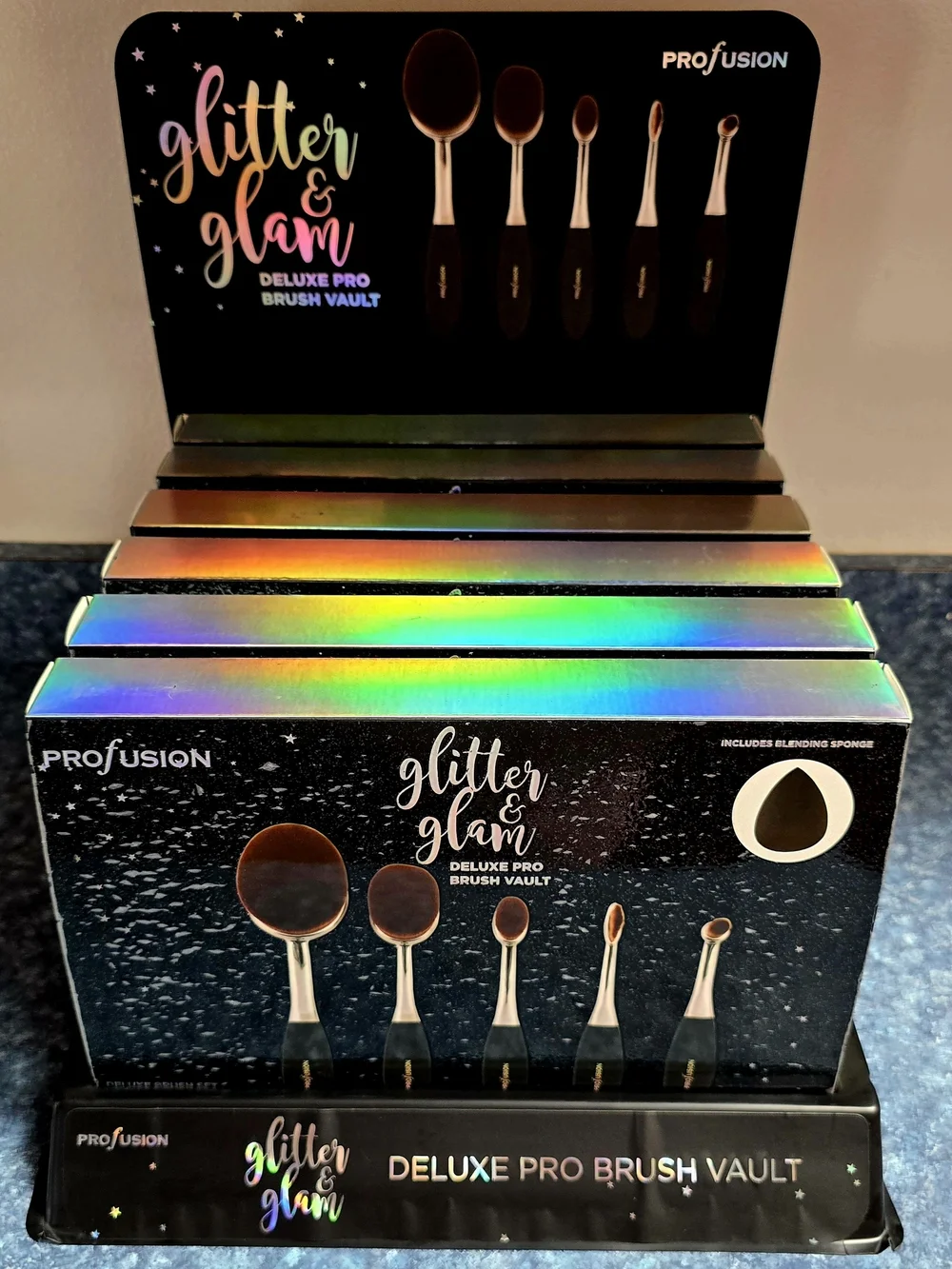 WHOLESALE: Profusion Pro Brush Vault with 6 Sets Glitter & Glam Style Brushes